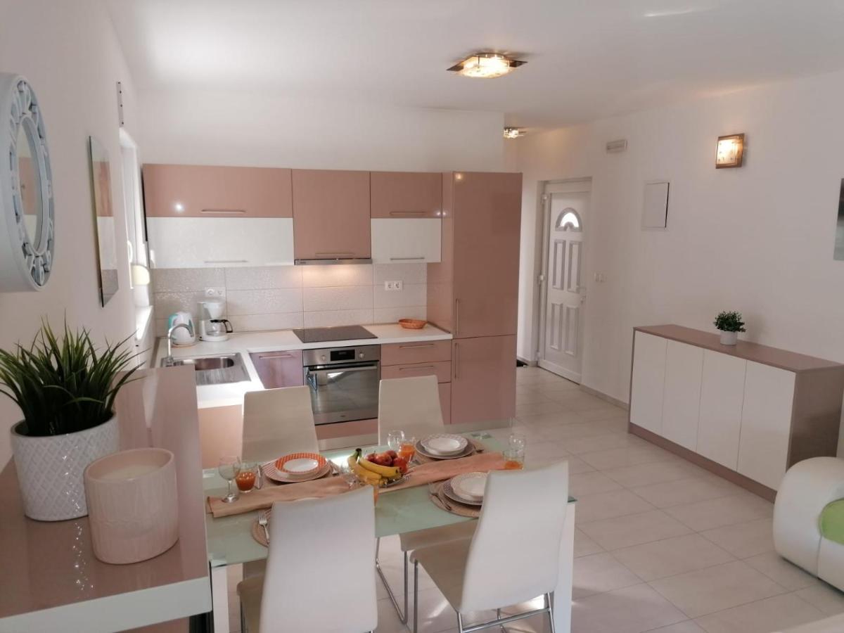 Apartment Mali San 特罗吉尔 外观 照片